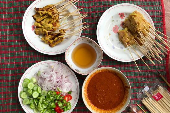 chicken satay skewers